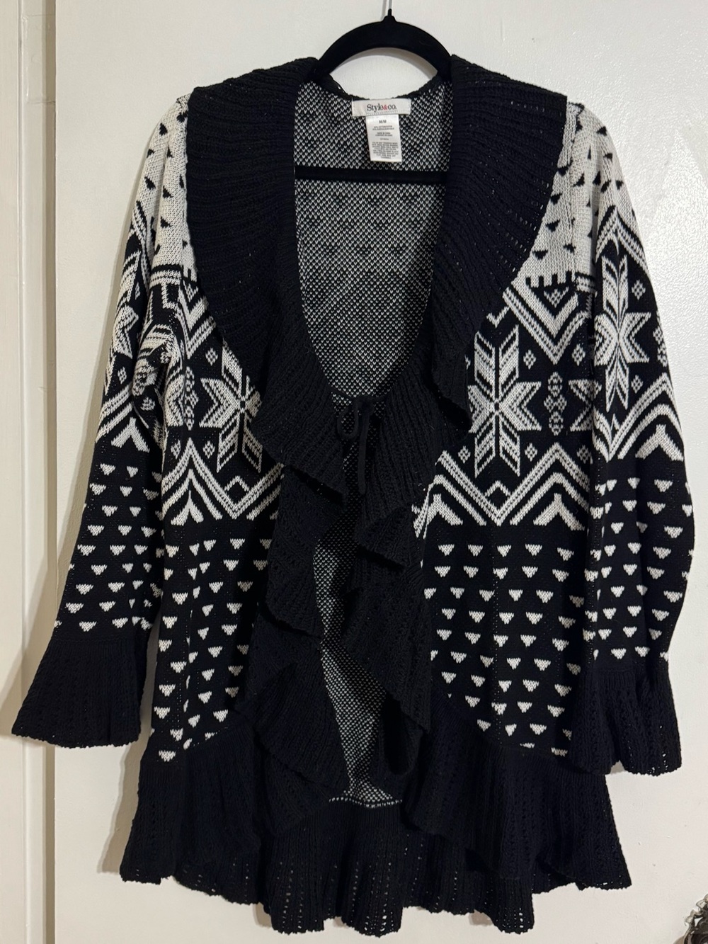 Style & Co. Black & White Fair Isle Ruffle Front Cardigan Size Medium